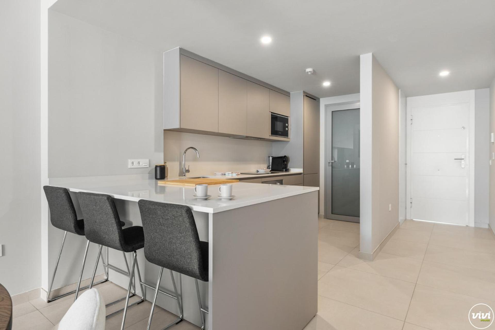 Vivi Homes - Cosy Pool, Gym & *