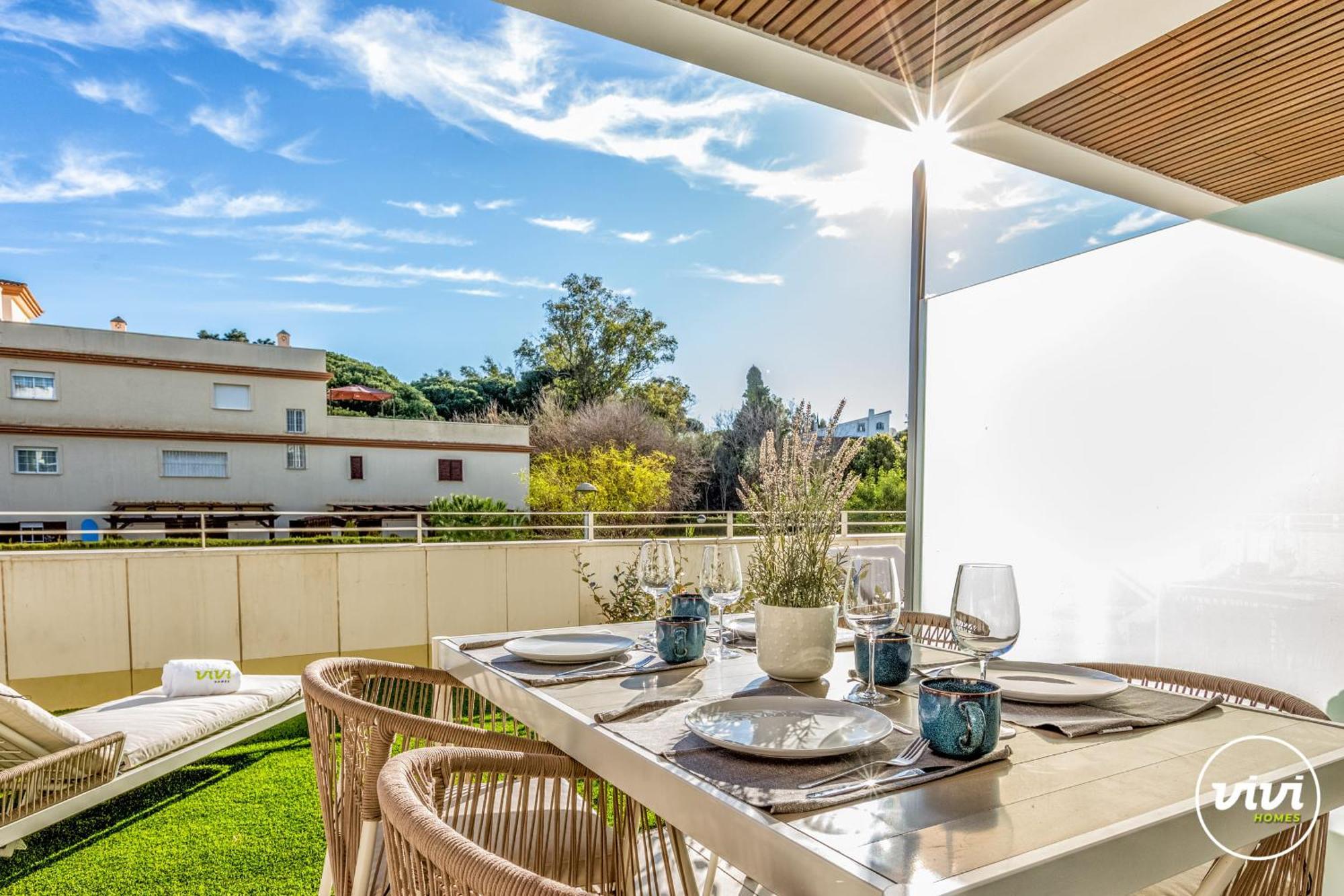 Appartement Vivi Homes - Cosy Pool, Gym &