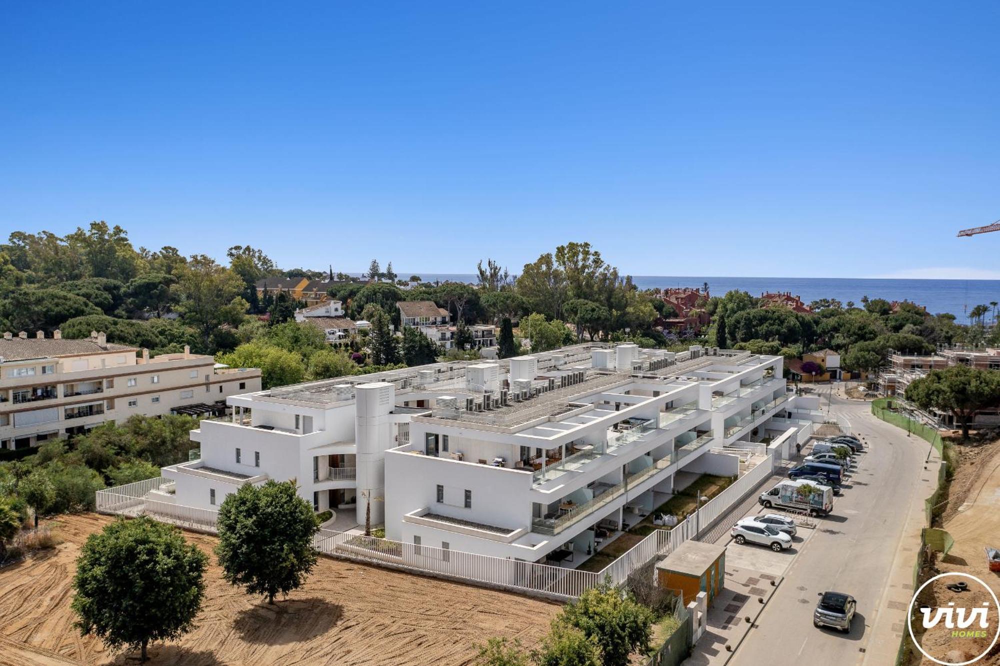 Vivi Homes - Cosy Pool, Gym & Apartment